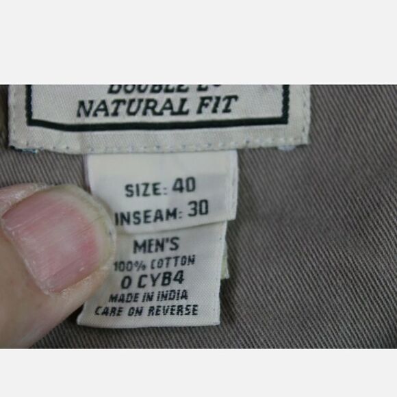 LL Bean Corduroy Mens 40x28.5" Classic Fit Khaki Pants Zipper Fly - Picture 6 of 7